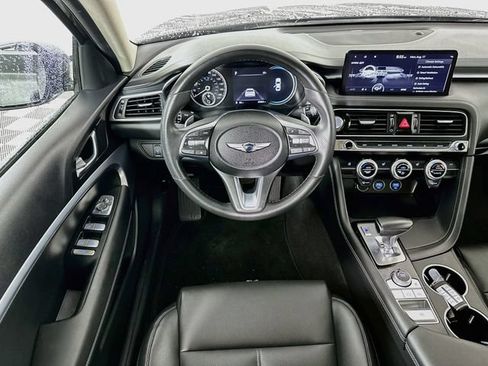 Used 2023 Genesis G70 2.0T AWD/4WD image 10