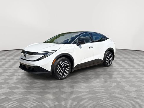 New 2026 Nissan Leaf SV+ w/ Floor Mat Package (SV+) FWD image 5