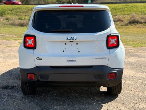 Used 2020 Jeep Renegade Sport image 4