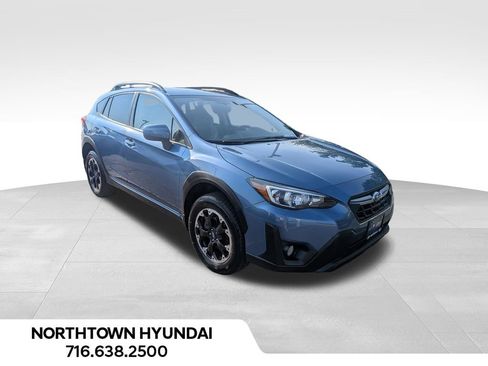 Used 2021 Subaru Crosstrek 2.0i Premium w/ Moonroof Package AWD/4WD image 11