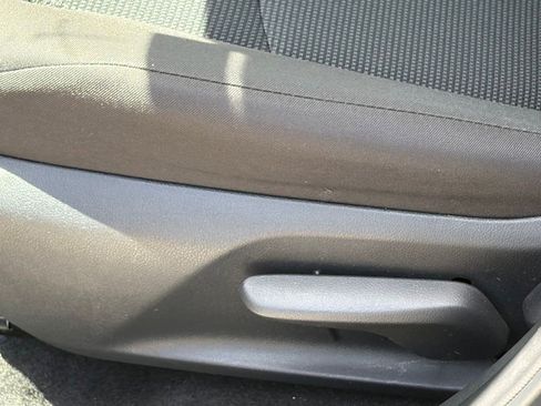 Used 2025 Toyota RAV4 LE FWD image 5