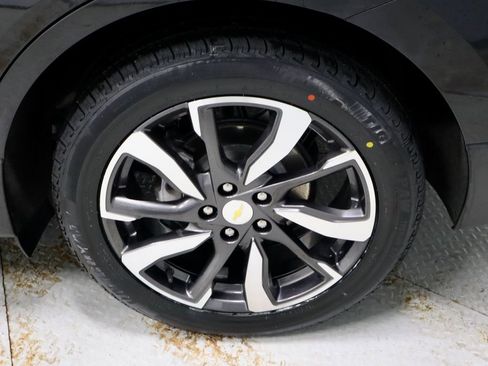 Used 2022 Chevrolet Equinox Premier FWD image 19