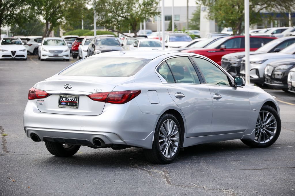 Used 2018 INFINITI Q50 Luxe w/ Essential Package (3.0T Luxe) AWD/4WD image 27