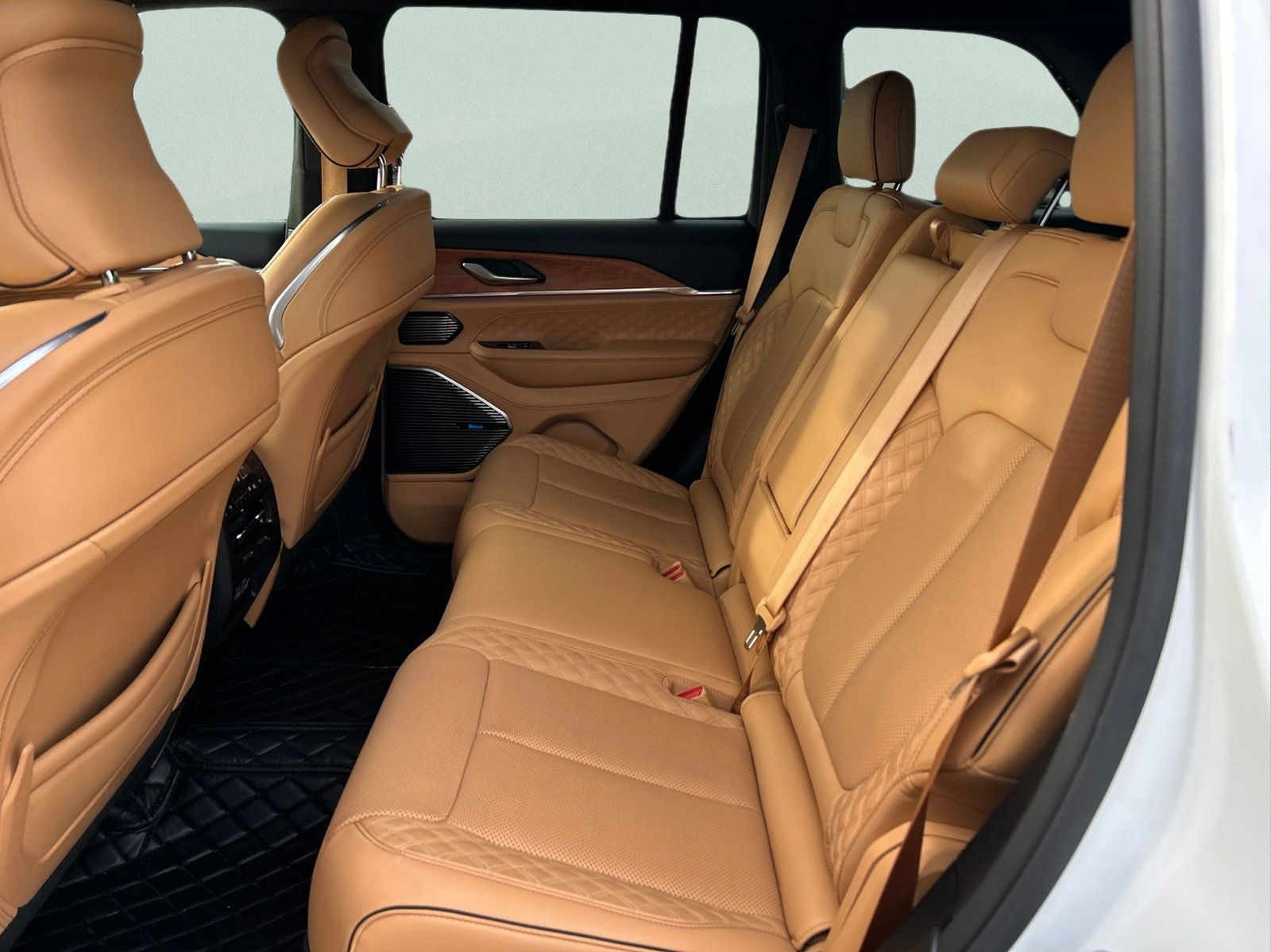 Certified 2022 Jeep Grand Cherokee Summit AWD/4WD image 10