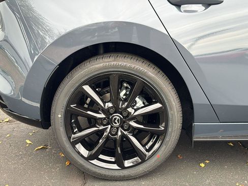 New 2026 MAZDA MAZDA3 Hatchback w/Premium Plus Pkg image 6