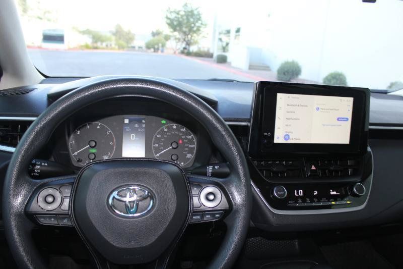 Used 2025 Toyota Corolla LE FWD image 26