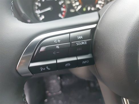 New 2025 MAZDA CX-30 AWD 2.5 S w/ Select Sport Pkg image 17