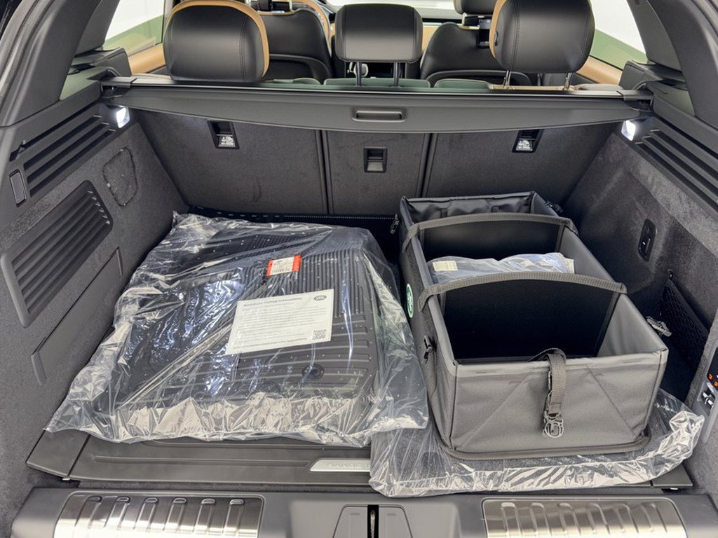 New 2027 Land Rover Range Rover Sport Dynamic SE AWD/4WD image 27