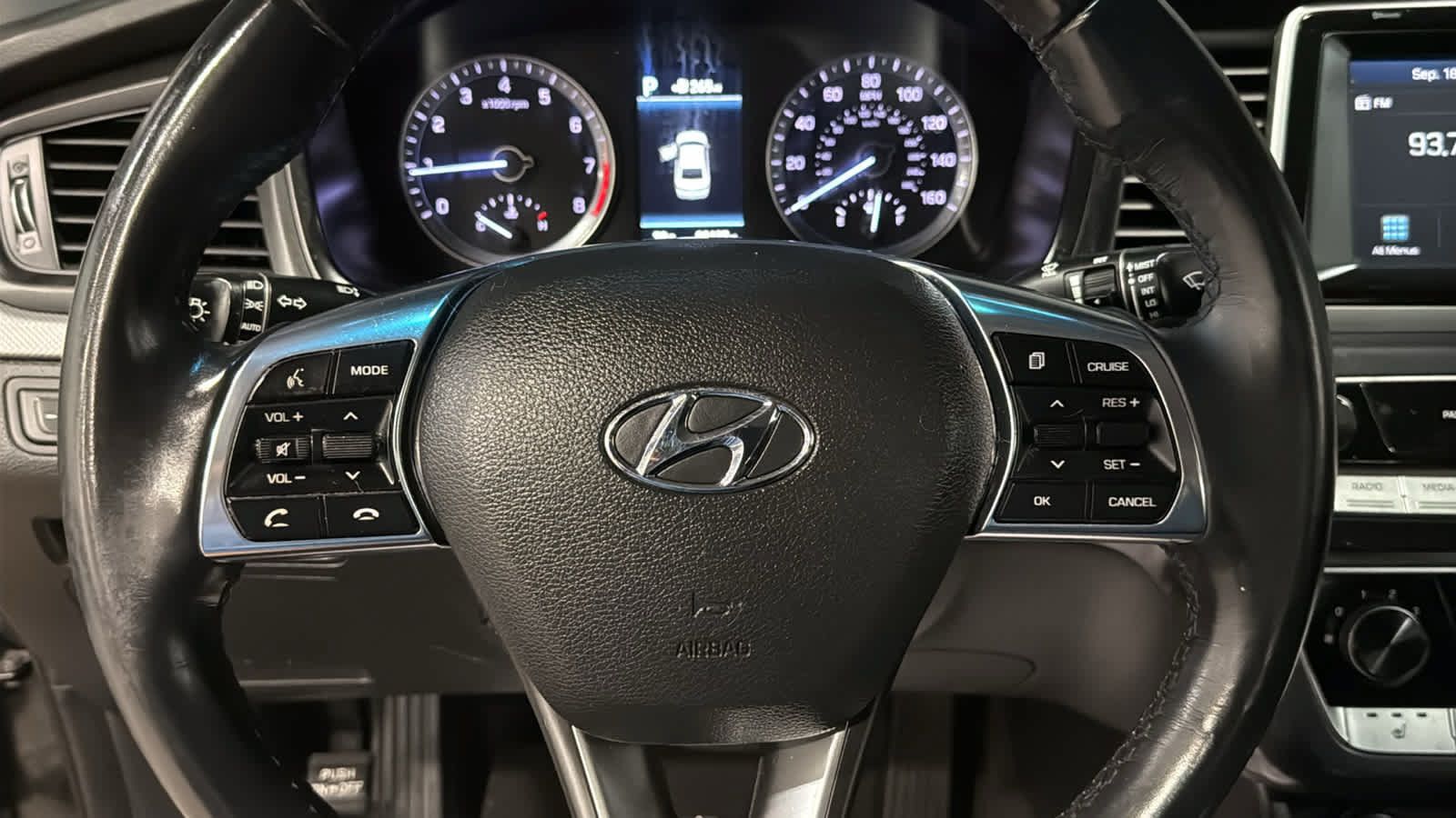 Used 2018 Hyundai Sonata SEL w/ Cargo Package FWD image 11