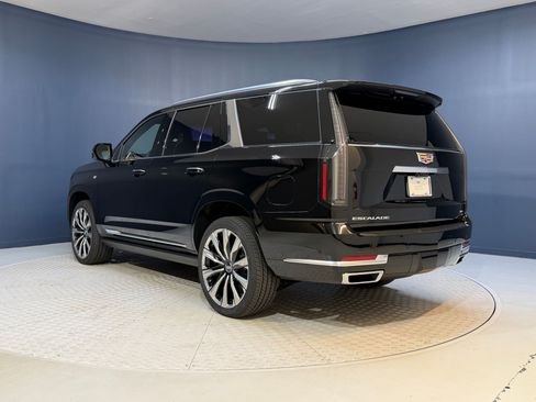 Used 2026 Cadillac Escalade Luxury w/ Touring Package AWD/4WD image 3