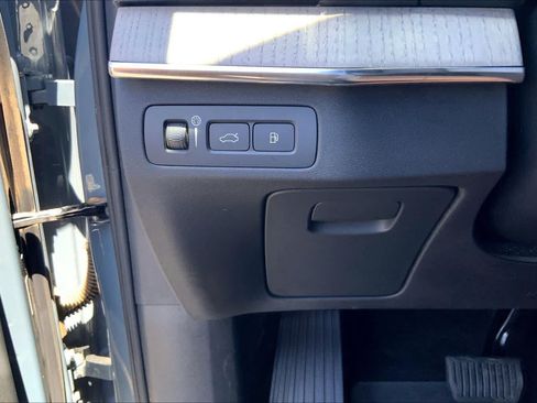 Used 2021 Volvo XC90 T8 Inscription w/ Lounge Package AWD/4WD image 34