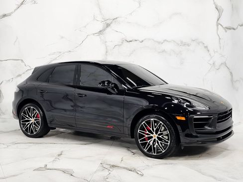 Used 2022 Porsche Macan GTS AWD/4WD image 5
