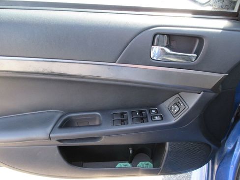 Used 2015 Mitsubishi Lancer ES image 19