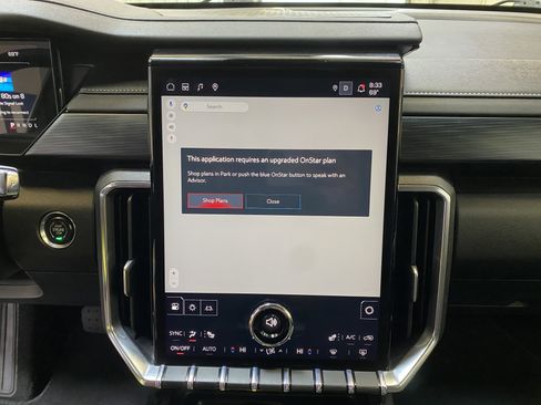 Used 2025 GMC Acadia Elevation image 44