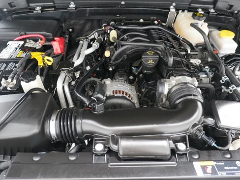Used 2021 Jeep Wrangler Unlimited Sport AWD/4WD image 31
