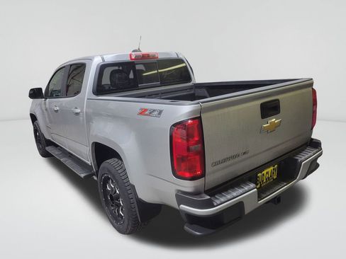 Used 2018 Chevrolet Colorado Z71 image 3