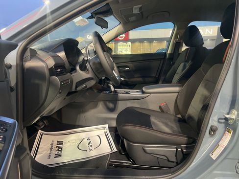 New 2025 Nissan Sentra SR image 25