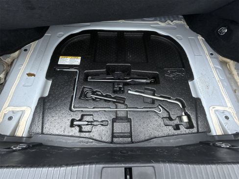 Used 2018 Lexus ES 350 w/ Navigation System Package image 48