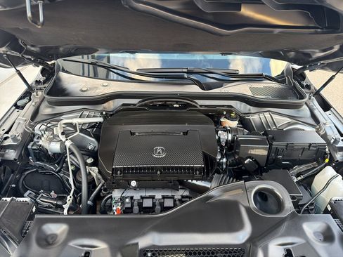 Certified 2023 Acura MDX w/Technology Package image 19