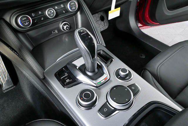 New 2026 Alfa Romeo Stelvio Sprint AWD/4WD image 19