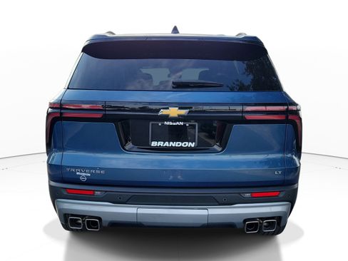 Used 2024 Chevrolet Traverse LT w/ LPO, Floor Liner Package FWD image 6