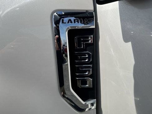 Used 2019 Ford F350 Lariat w/ Lariat Ultimate Package AWD/4WD image 27