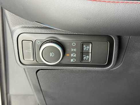 Used 2025 Ford Explorer ST RWD image 14