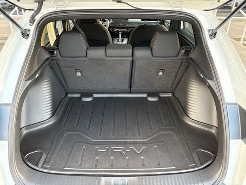 Used 2024 Honda HR-V Sport image 25