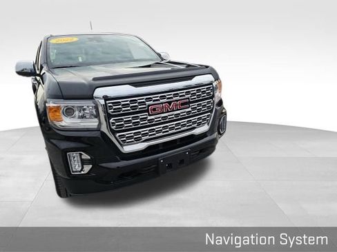 Used 2022 GMC Canyon Denali w/ Denali Black Edition Package image 3