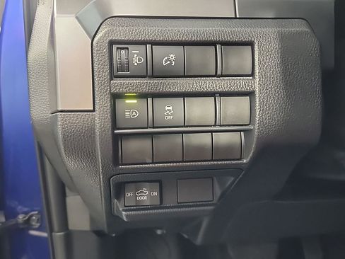 Used 2025 Toyota Tacoma SR5 image 35