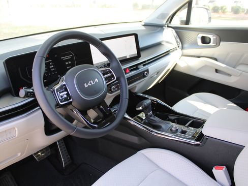 New 2026 Kia Sorento SX FWD image 22