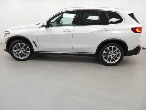 Used 2022 BMW X5 xDrive40i w/ Premium Package AWD/4WD image 6