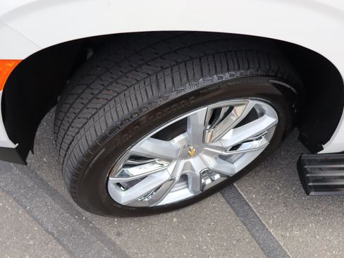 Used 2024 Chevrolet Tahoe High Country w/ Advanced Technology Package AWD/4WD image 46