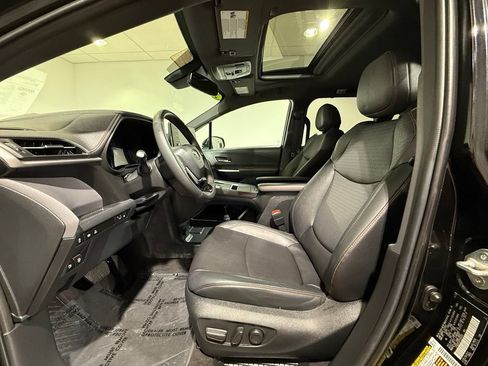 Certified 2023 Toyota Sienna XSE w/ XSE Plus Package AWD/4WD image 13