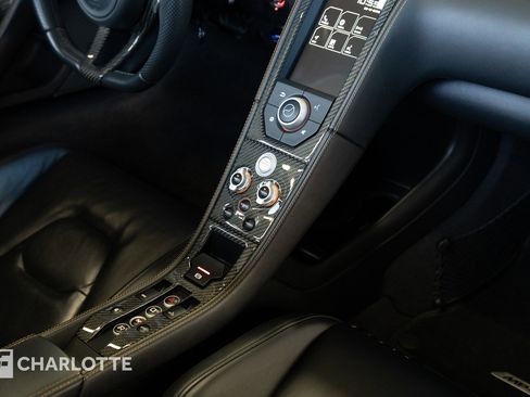 Used 2014 McLaren MP4-12C Spider image 31