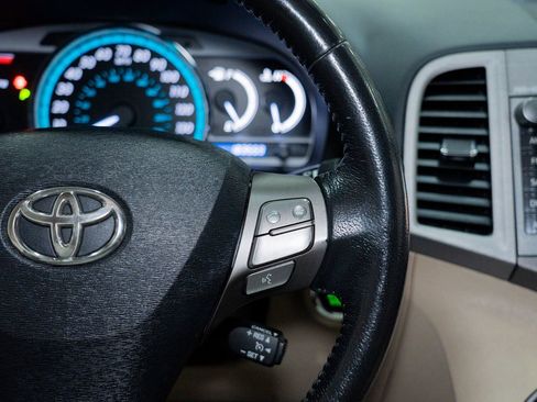 Used 2011 Toyota Venza AWD w/ Premium Pkg #2 image 35