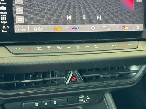 New 2024 Dodge Charger R/T w/ Plus Group image 17