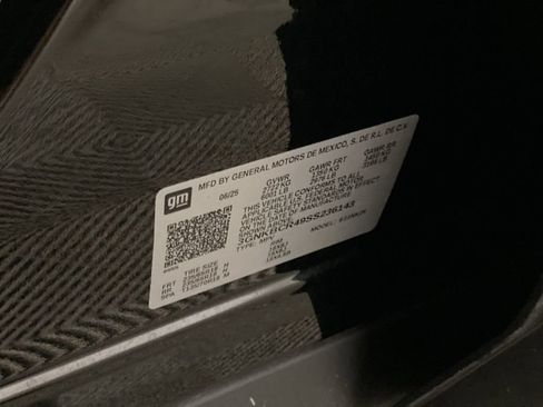 Used 2025 Chevrolet Blazer LT FWD image 39