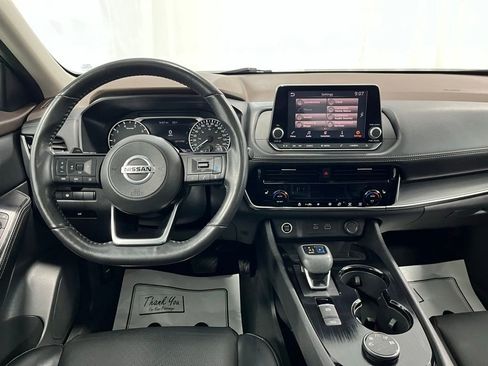 Used 2021 Nissan Rogue SV AWD/4WD image 14