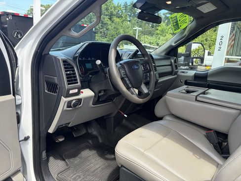 Used 2020 Ford F350 XL w/ Power Equipment Group AWD/4WD image 19