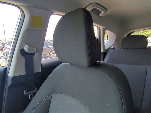 New 2026 Hyundai Kona SE image 13