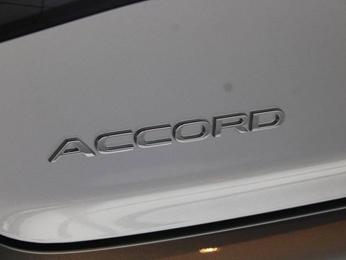 New 2025 Honda Accord SE image 9