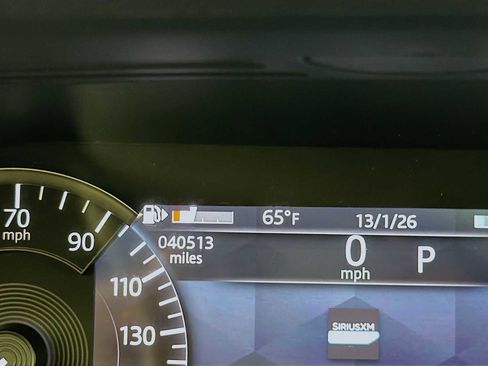 Used 2022 Land Rover Range Rover Velar R-Dynamic S image 12