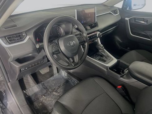 Used 2025 Toyota RAV4 XLE w/ Convenience Package FWD image 11