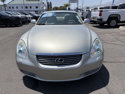 Used 2003 Lexus SC 430 Convertible RWD image 3
