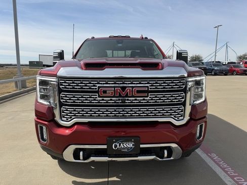 Used 2021 GMC Sierra 2500 Denali w/ Denali Ultimate Package image 9