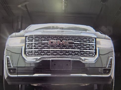 Used 2022 GMC Acadia Denali w/ GMC Pro Grade Package image 20