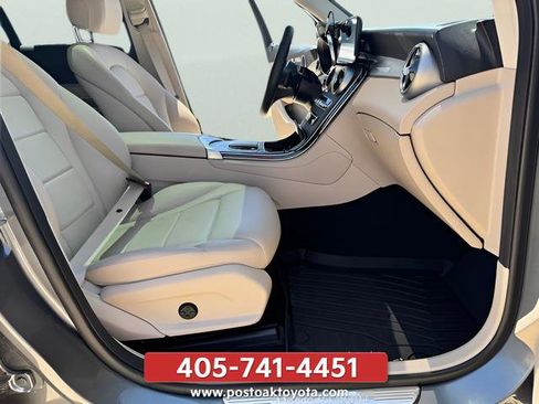 Used 2021 Mercedes-Benz GLC 300 4MATIC image 10