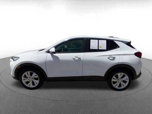 Used 2025 Buick Encore GX Preferred FWD image 9