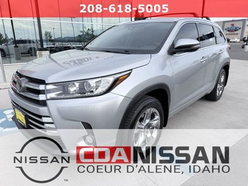 Used 2018 Toyota Highlander Limited Platinum AWD/4WD image 1
